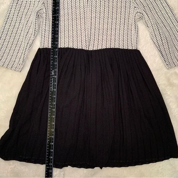 Sz Medium Black and White Ganni Anthropologie Dress - Picture 6 of 14